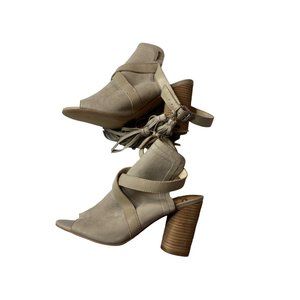 Sam Edelman leather taupe open toe heels with tassel detail size 7.5 M